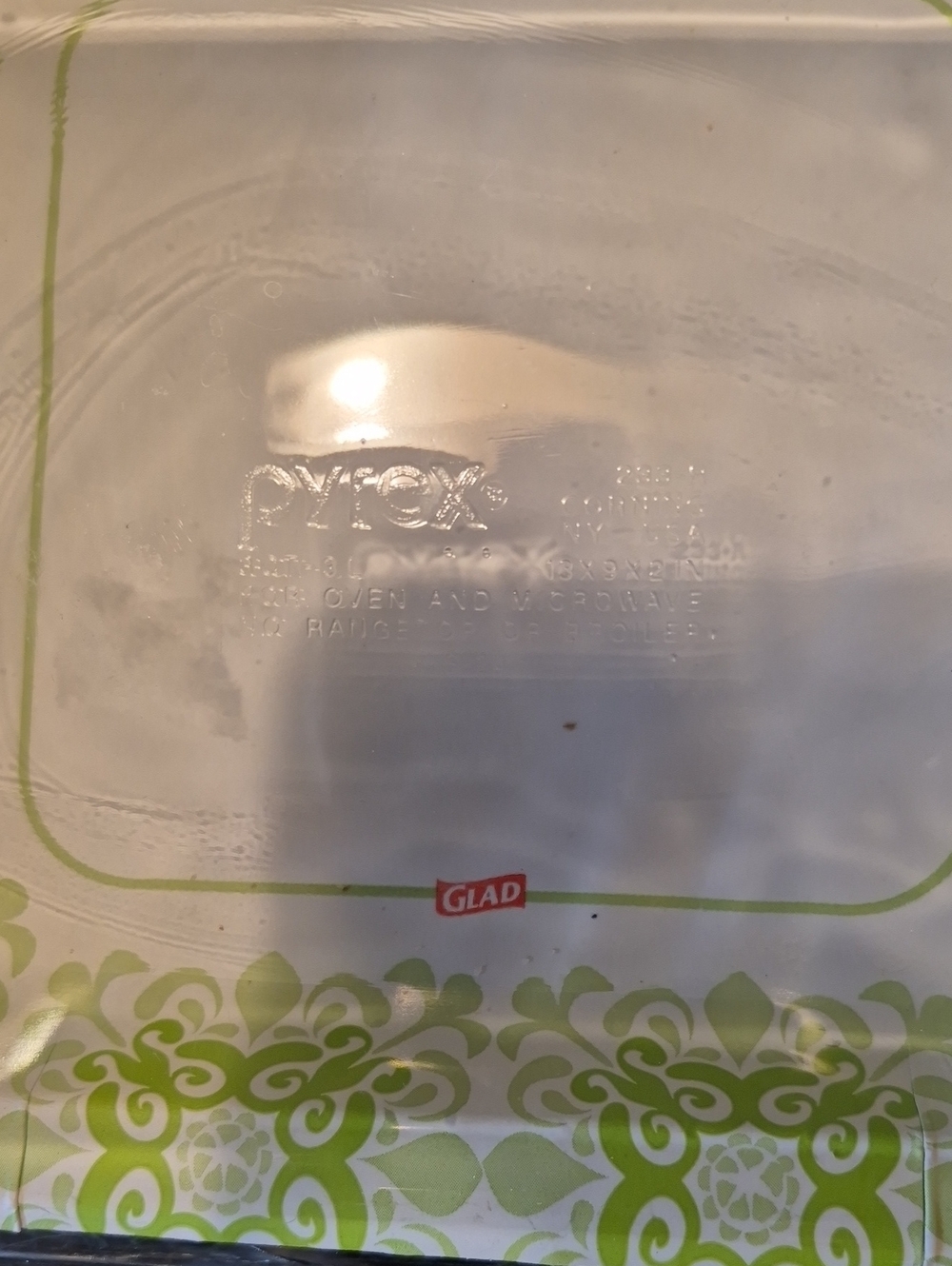 Pyrex 3q Dish - Picture 3 of 3